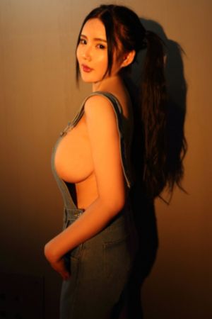 男友当着他朋友的面吼我_720手机在线观看