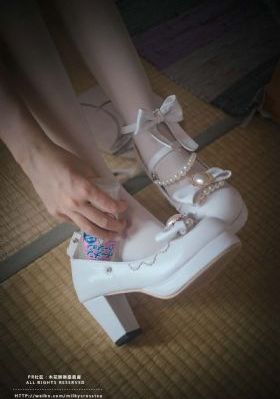 日本三级欧美三级人妇色网视频黑白_BD高清视频播放